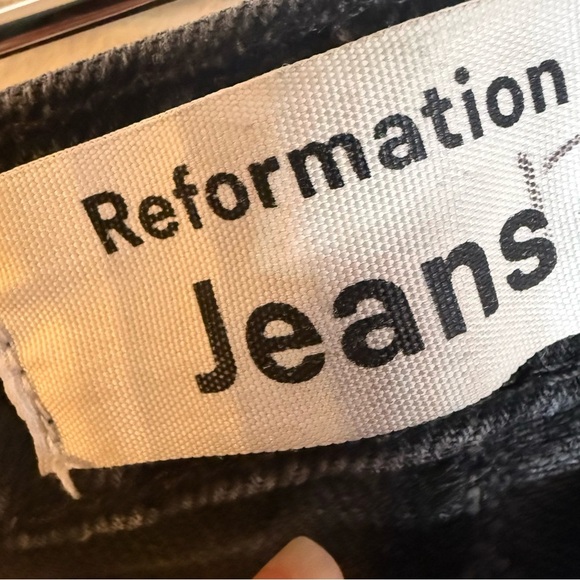 Reformation Black Erie Cindy Bootleg Jeans, Women’s Size 27 - Picture 9 of 12